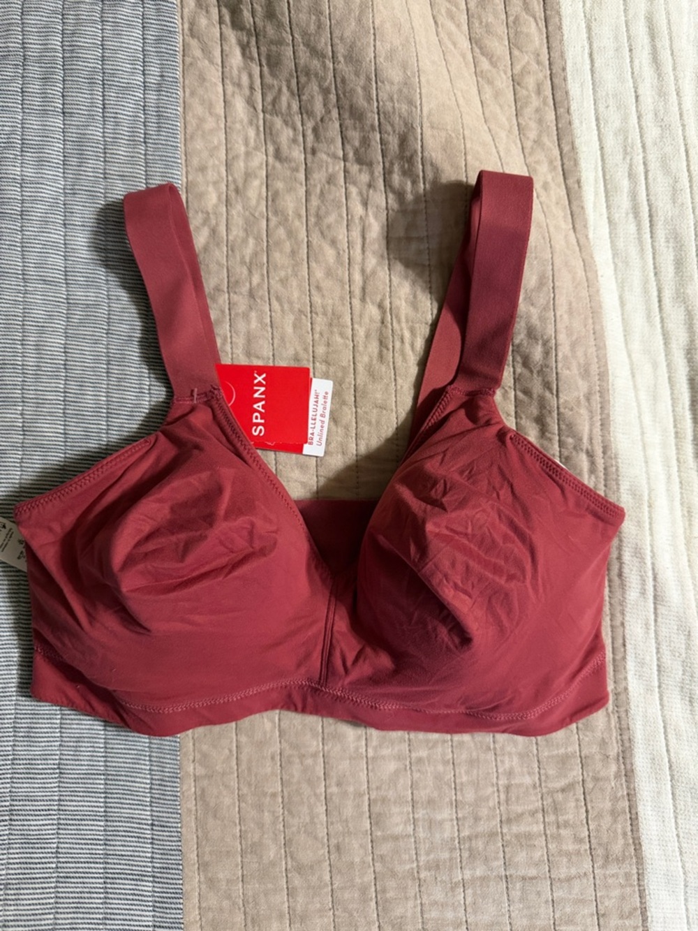 SPANX Wireless Support Bra in Winter Rose